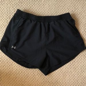 under armor black running shorts (w/ POCKETS)